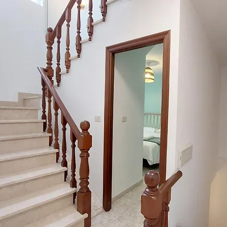 Casa Do Jato * Muros